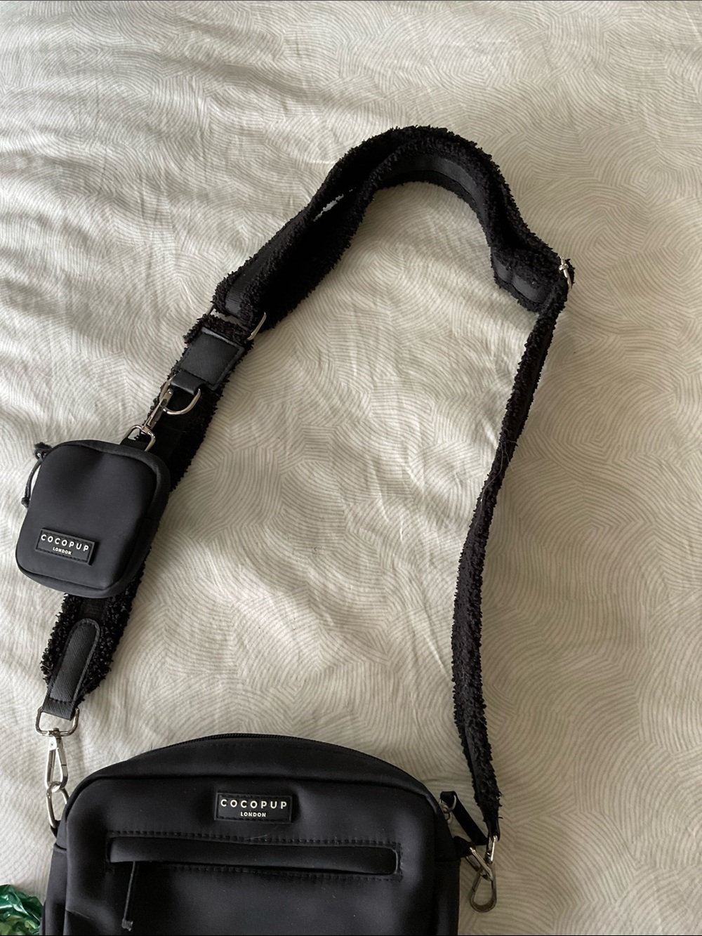 Cocopup London Black Crossbody Bag with Detachable Strap Pouch - Picture 2 of 6